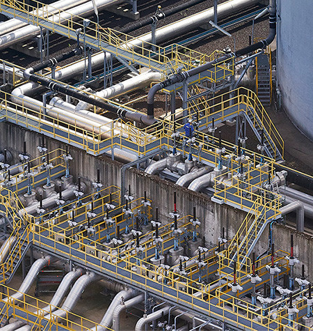 Managing site downtime with a maintenance programme